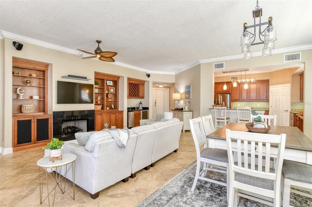 待售: $990,000 (3 贝兹, 3 浴室, 2416 平方英尺)