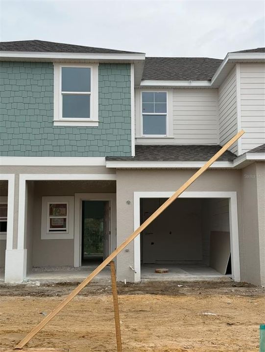 Recently Sold: $298,000 (3 beds, 2 baths, 1373 Square Feet)