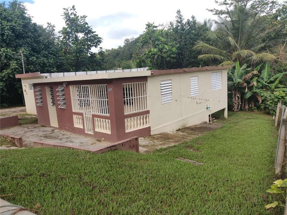 Недавно продано: $128,000 (4 спален, 1 ванн, 2020 Квадратных фут)