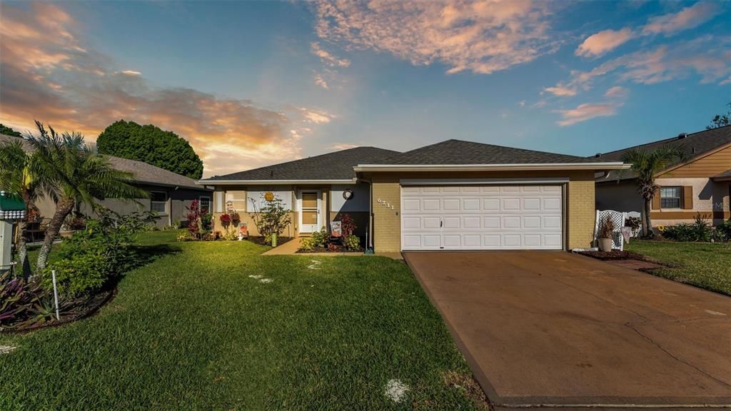 Recently Sold: $305,000 (2 beds, 2 baths, 1622 Square Feet)