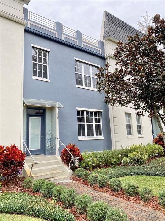 最近租的: $3,295 (3 贝兹, 2 浴室, 2246 平方英尺)