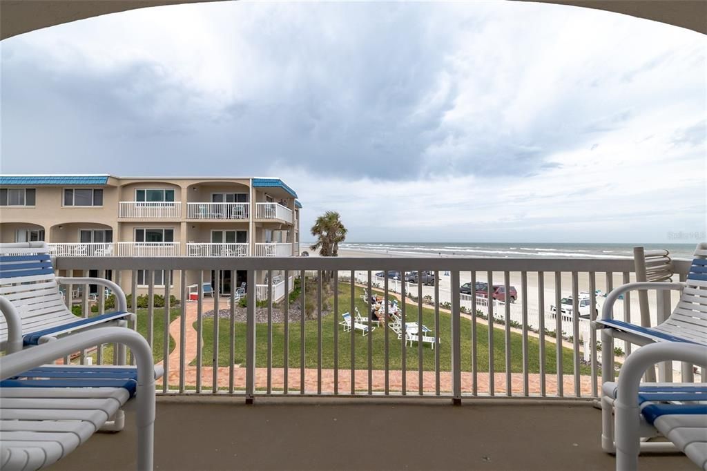 Activo con contrato: $596,000 (2 camas, 2 baños, 1010 Pies cuadrados)