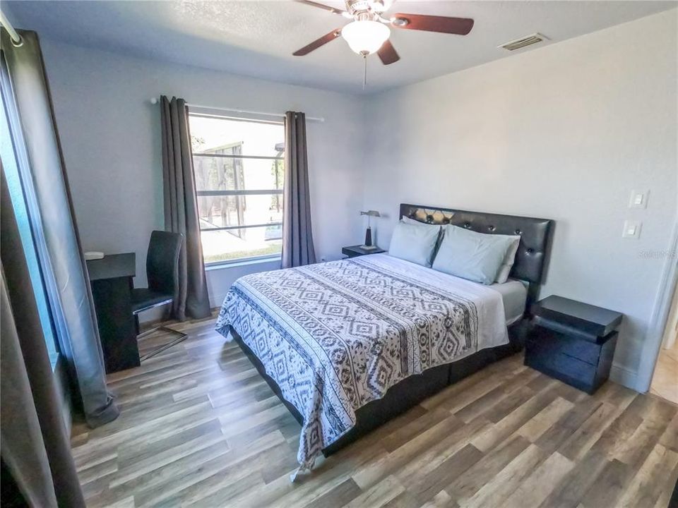 Active With Contract: $2,450 (3 beds, 2 baths, 1492 Square Feet)