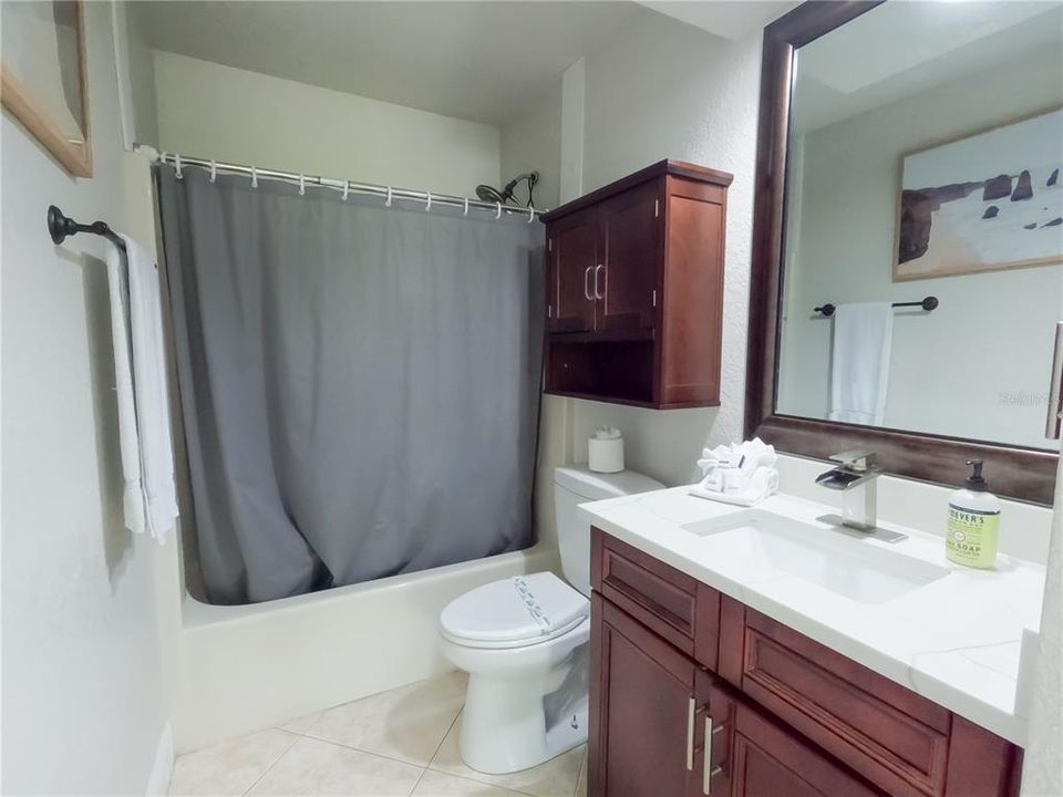 Active With Contract: $2,450 (3 beds, 2 baths, 1492 Square Feet)