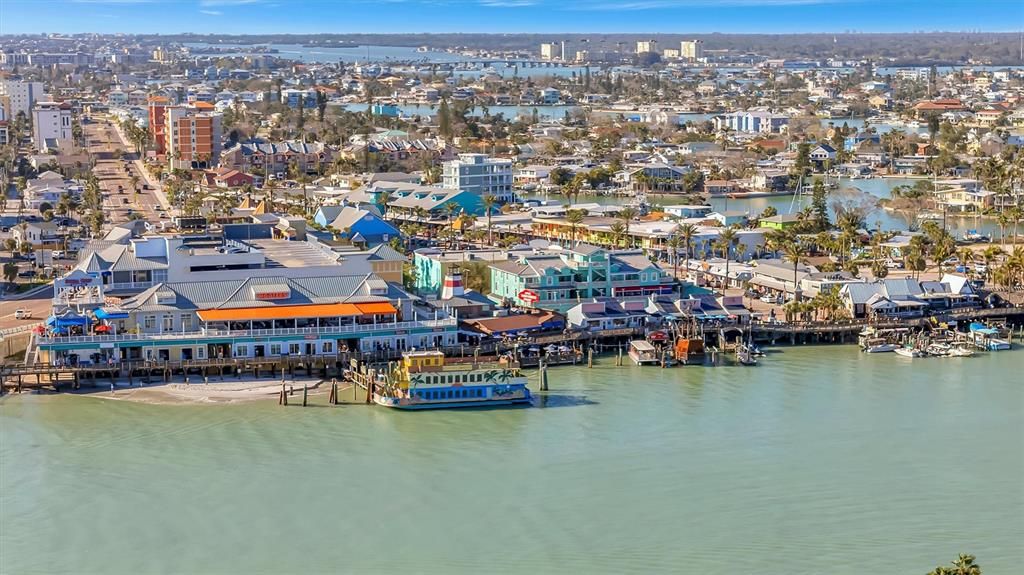 待售: $425,000 (0.09 acres)