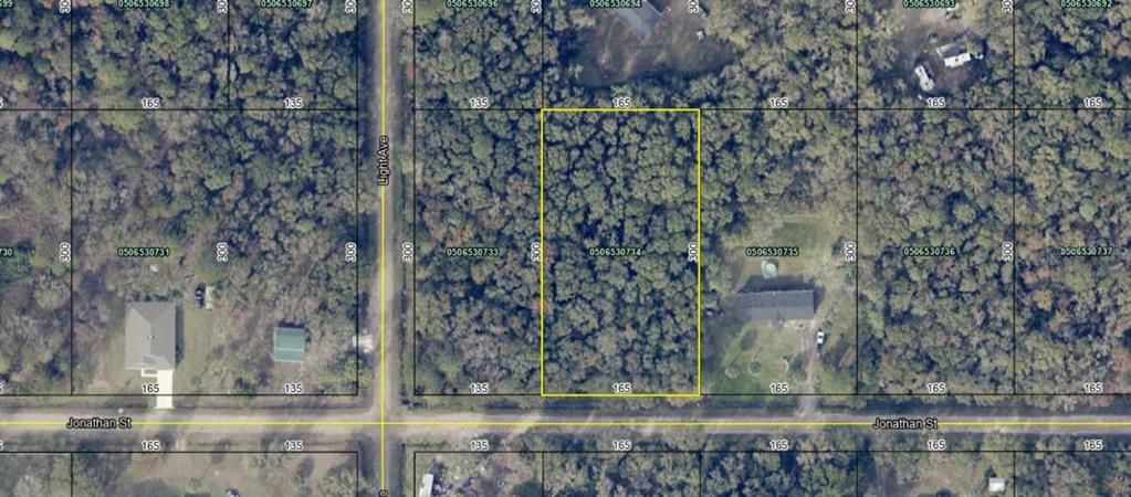 En Venta: $40,000 (1.14 acres)