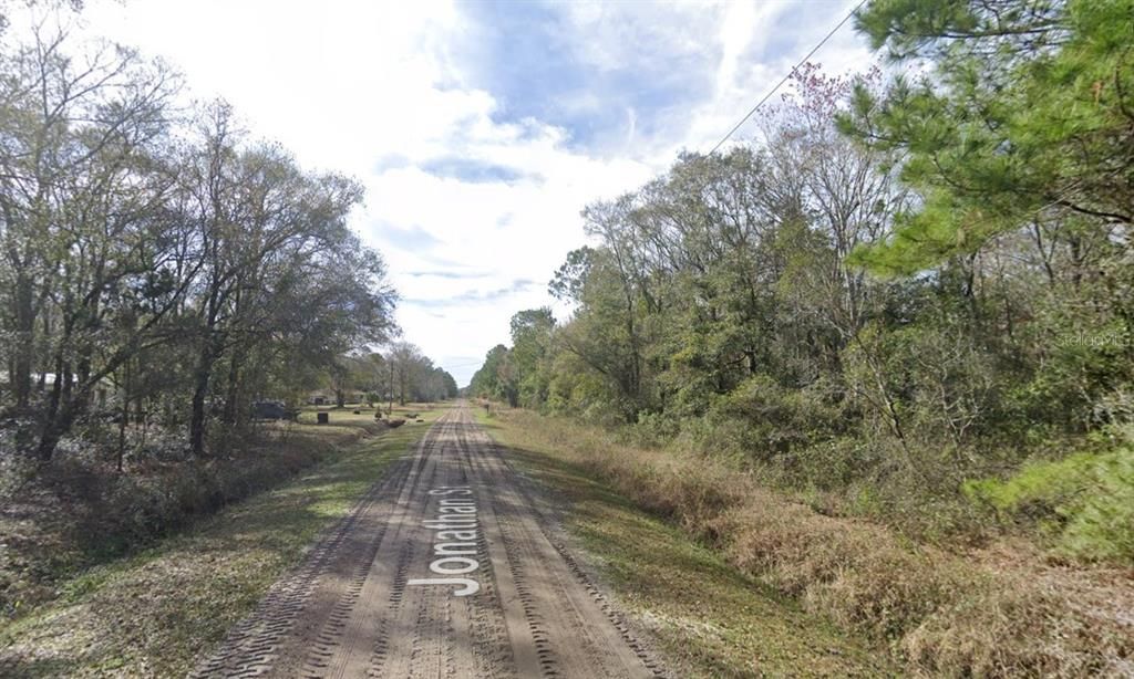 En Venta: $40,000 (1.14 acres)