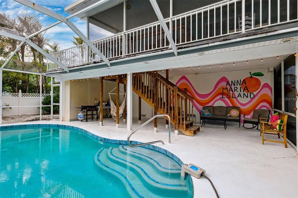 For Sale: $1,775,000 (3 beds, 2 baths, 1296 Square Feet)