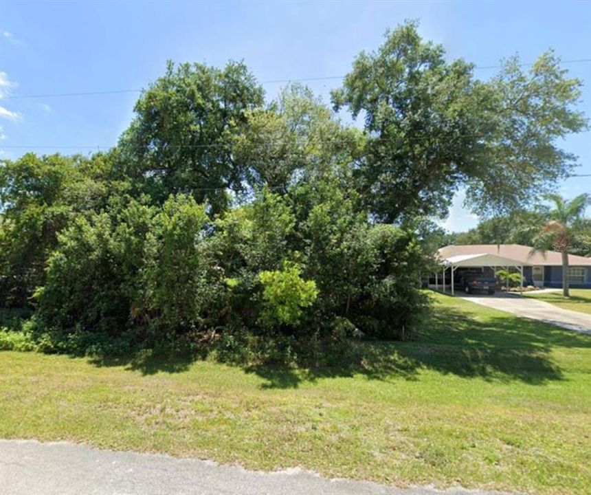 待售: $99,000 (0.26 acres)