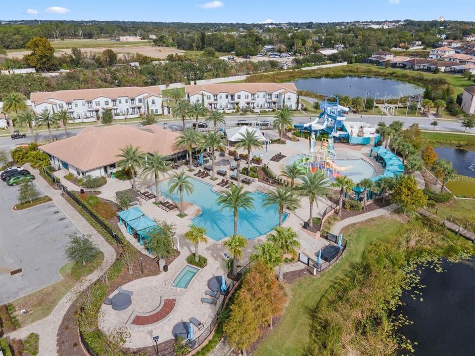 En Venta: $320,000 (4 camas, 4 baños, 2537 Pies cuadrados)