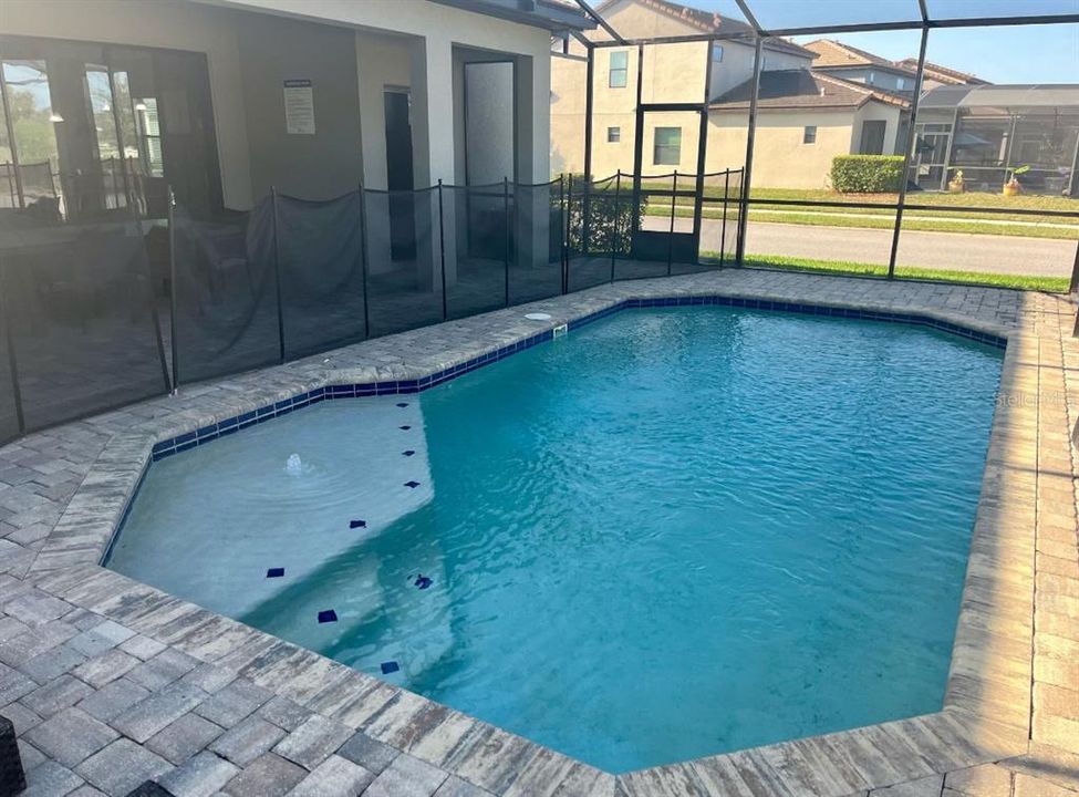 En Venta: $320,000 (4 camas, 4 baños, 2537 Pies cuadrados)