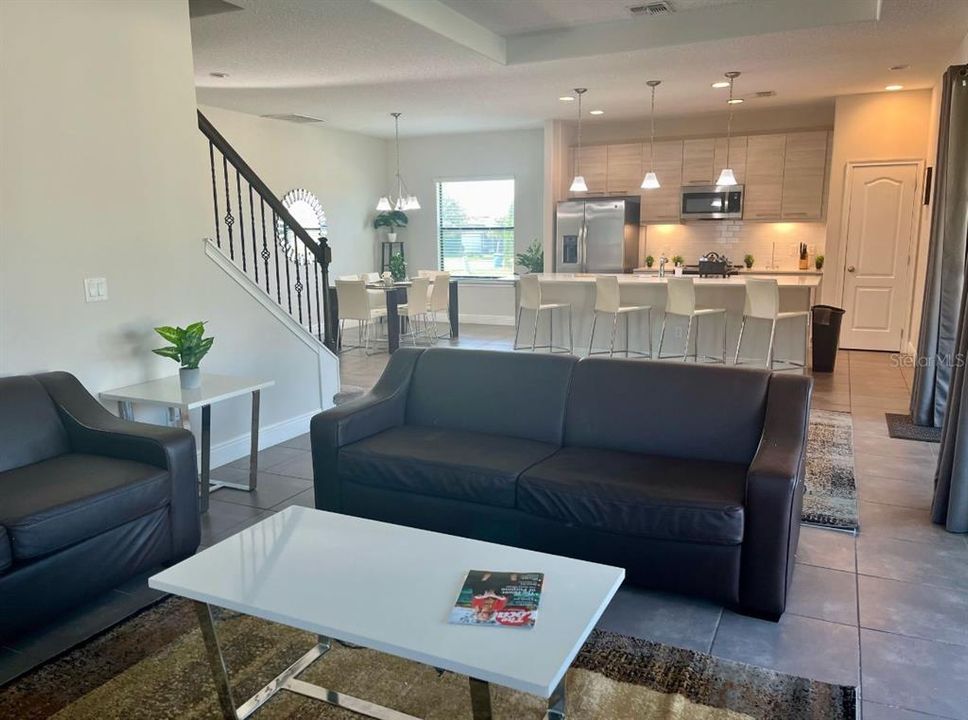 En Venta: $320,000 (4 camas, 4 baños, 2537 Pies cuadrados)