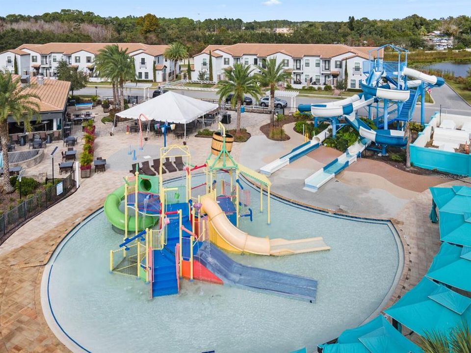 En Venta: $320,000 (4 camas, 4 baños, 2537 Pies cuadrados)