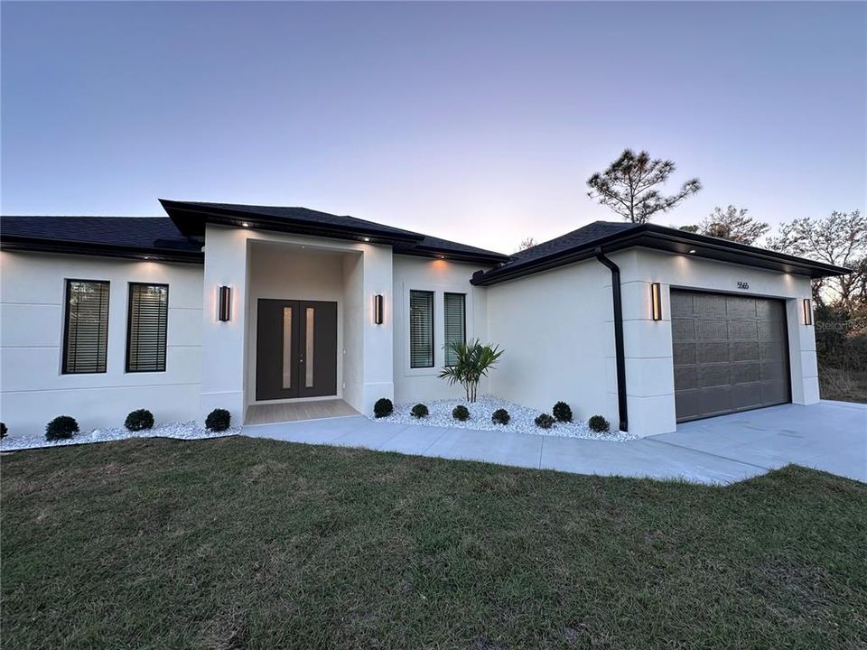 Recently Sold: $435,000 (3 beds, 2 baths, 1849 Square Feet)