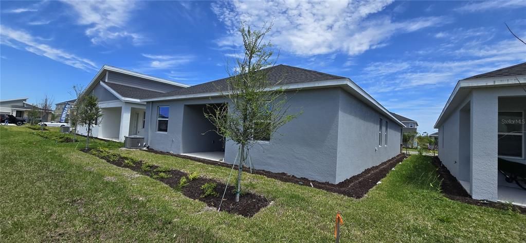 For Rent: $1,750 (3 beds, 2 baths, 2155 Square Feet)