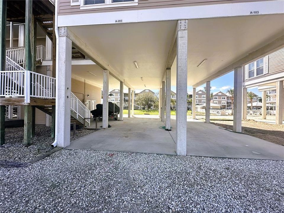 На продажу: $219,000 (2 спален, 2 ванн, 1200 Квадратных фут)