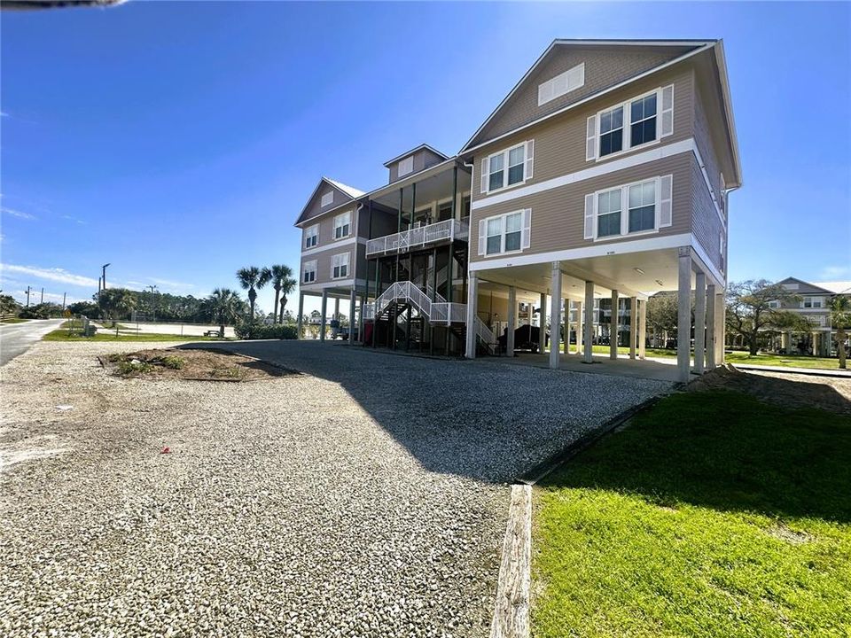 На продажу: $219,000 (2 спален, 2 ванн, 1200 Квадратных фут)