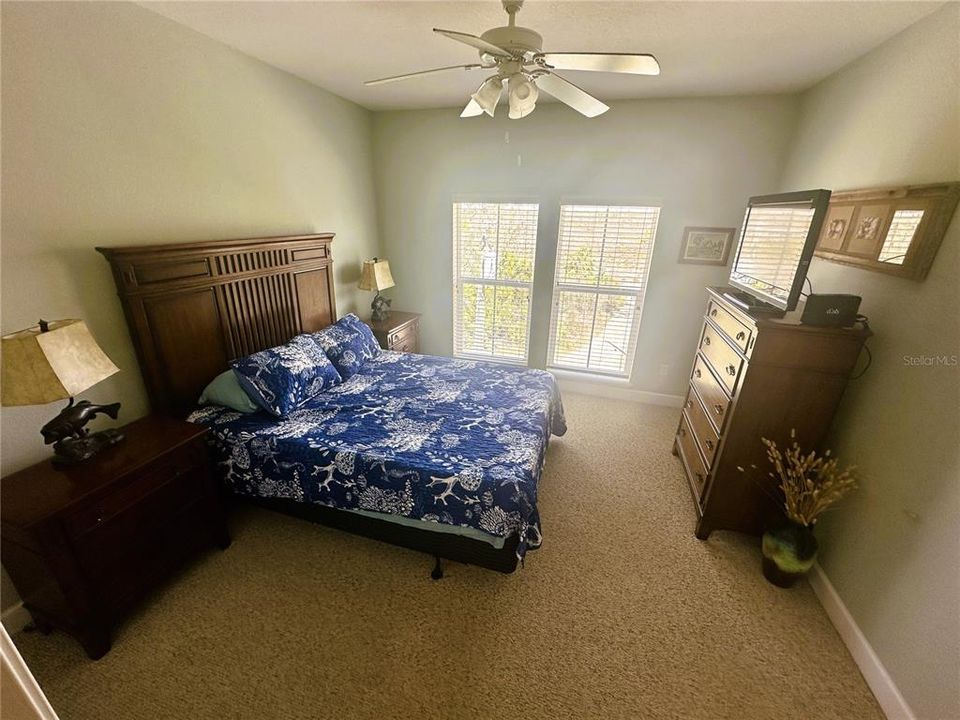 На продажу: $219,000 (2 спален, 2 ванн, 1200 Квадратных фут)