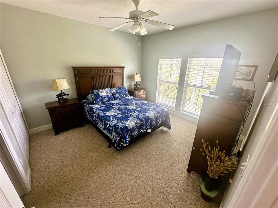 На продажу: $219,000 (2 спален, 2 ванн, 1200 Квадратных фут)