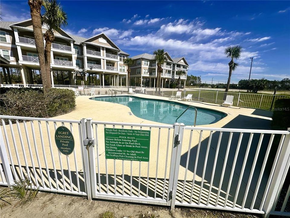 На продажу: $219,000 (2 спален, 2 ванн, 1200 Квадратных фут)