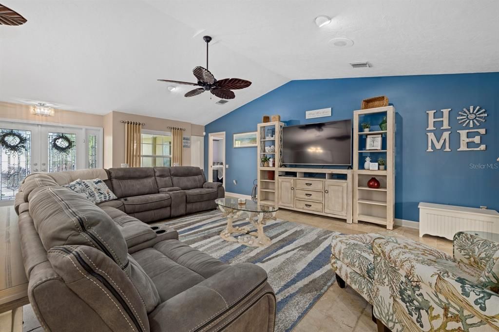 For Rent: $7,000 (3 beds, 2 baths, 2322 Square Feet)