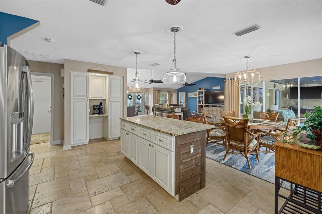 For Rent: $7,000 (3 beds, 2 baths, 2322 Square Feet)