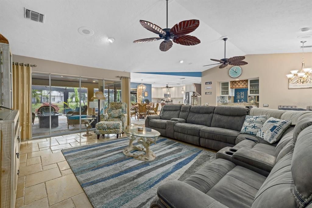 For Rent: $7,000 (3 beds, 2 baths, 2322 Square Feet)