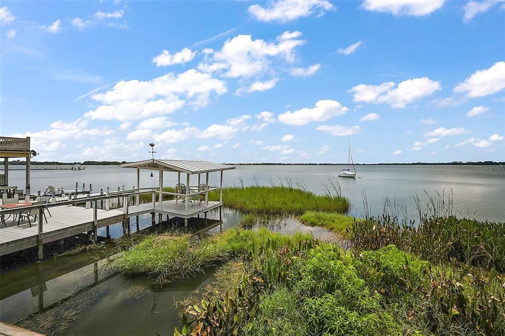 Recently Rented: $1,800 (1 beds, 1 baths, 420 Square Feet)