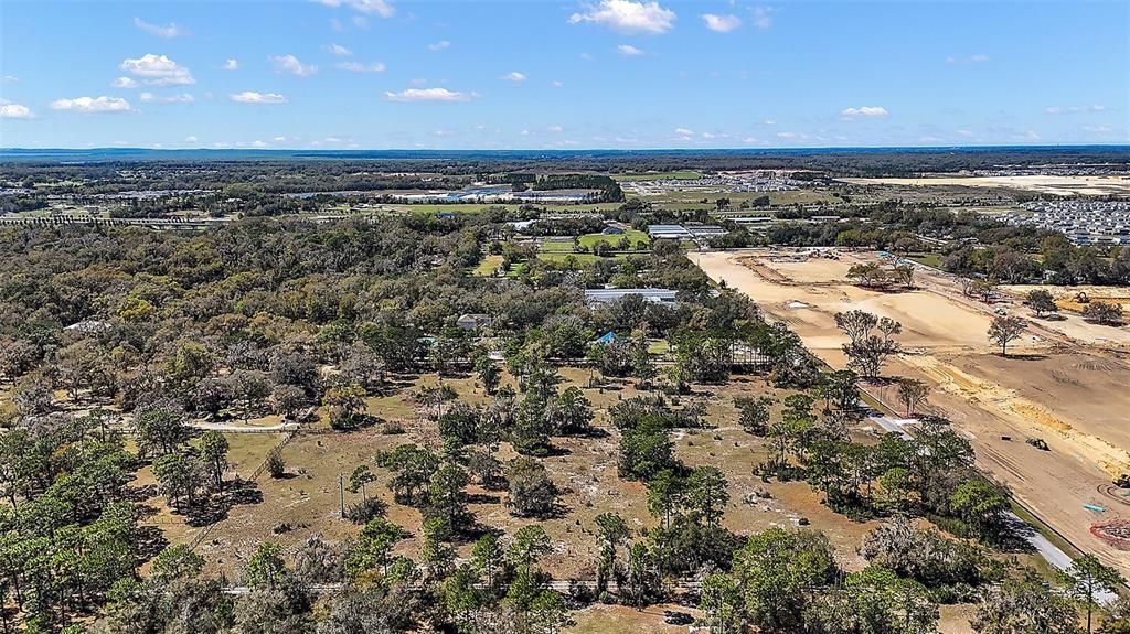 En Venta: $1,150,000 (11.12 acres)