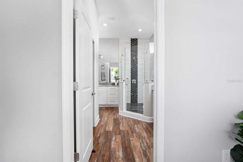 For Sale: $395,000 (4 beds, 2 baths, 2053 Square Feet)