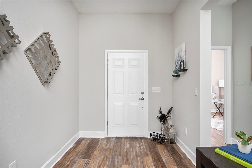 For Sale: $395,000 (4 beds, 2 baths, 2053 Square Feet)
