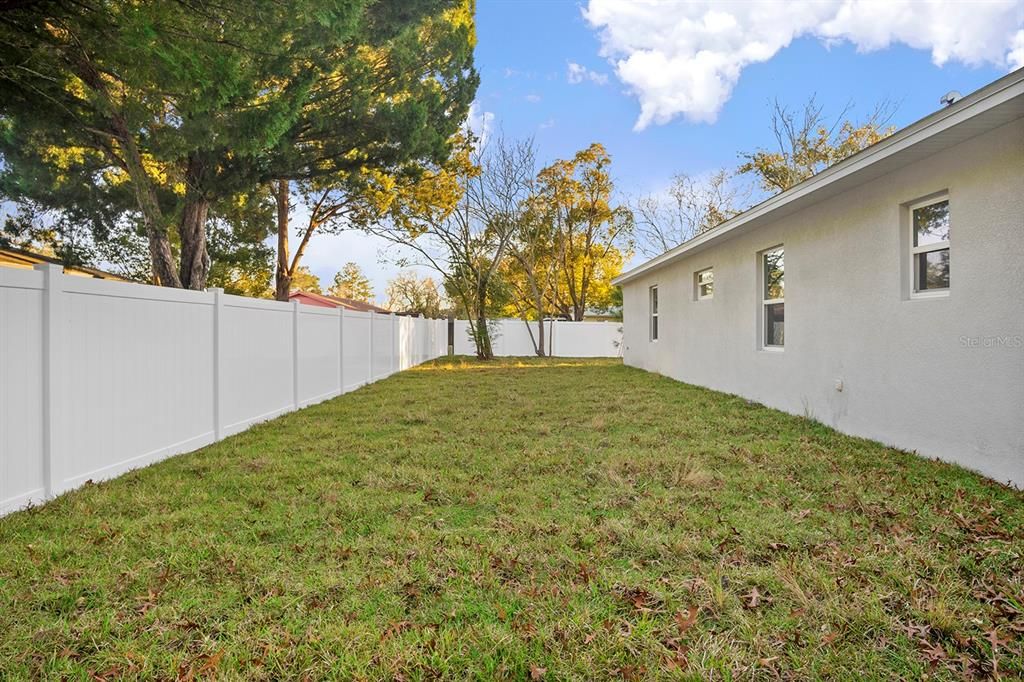 For Sale: $395,000 (4 beds, 2 baths, 2053 Square Feet)