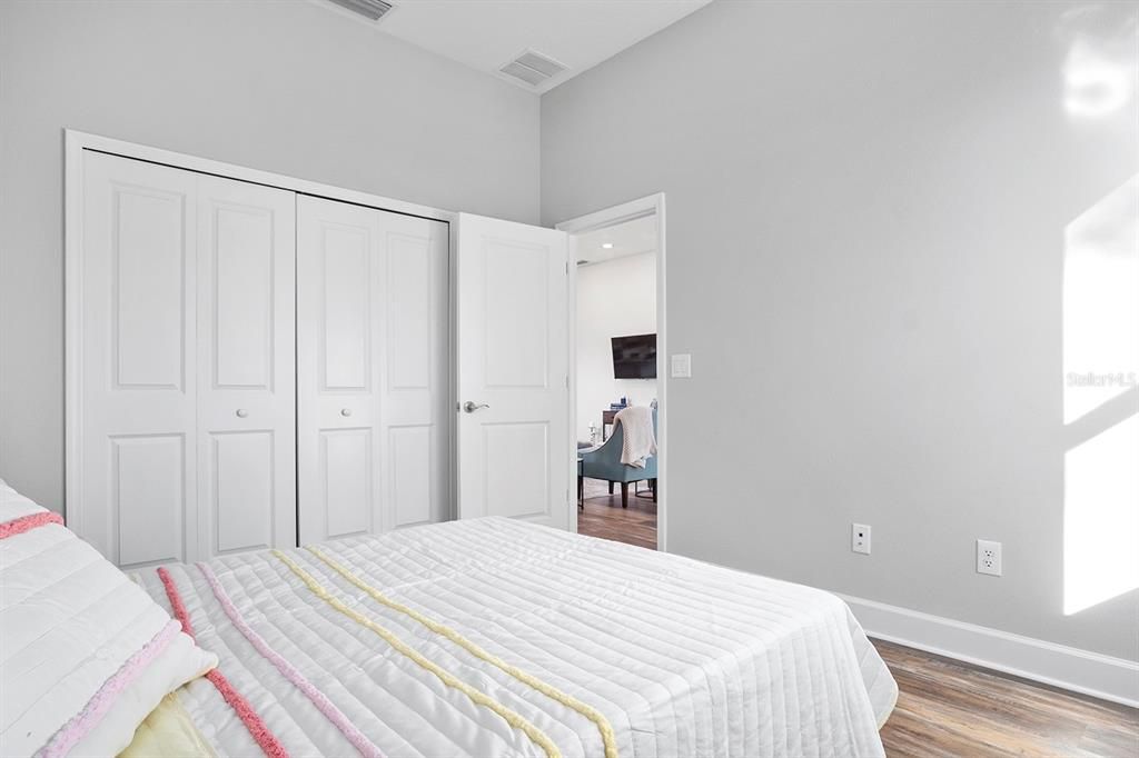 For Sale: $395,000 (4 beds, 2 baths, 2053 Square Feet)