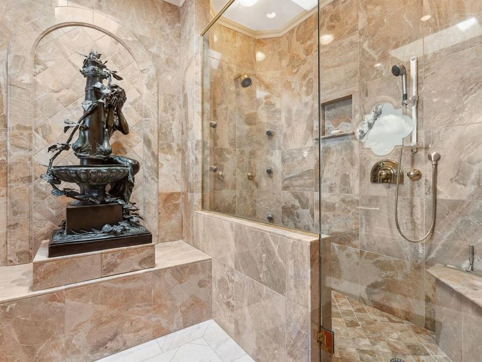 На продажу: $11,750,000 (5 спален, 6 ванн, 8050 Квадратных фут)