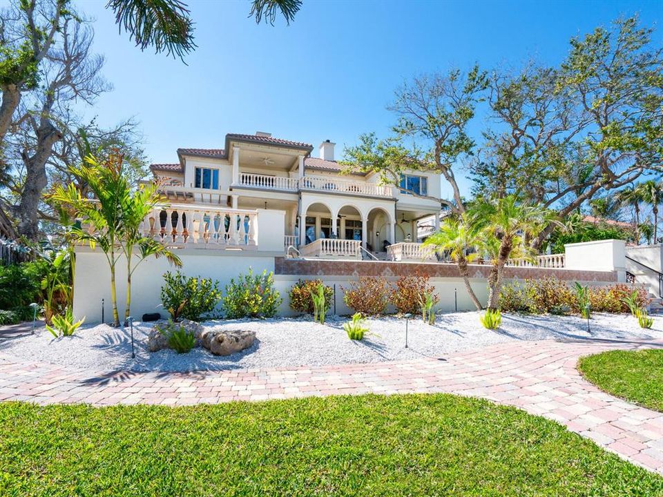 На продажу: $11,750,000 (5 спален, 6 ванн, 8050 Квадратных фут)