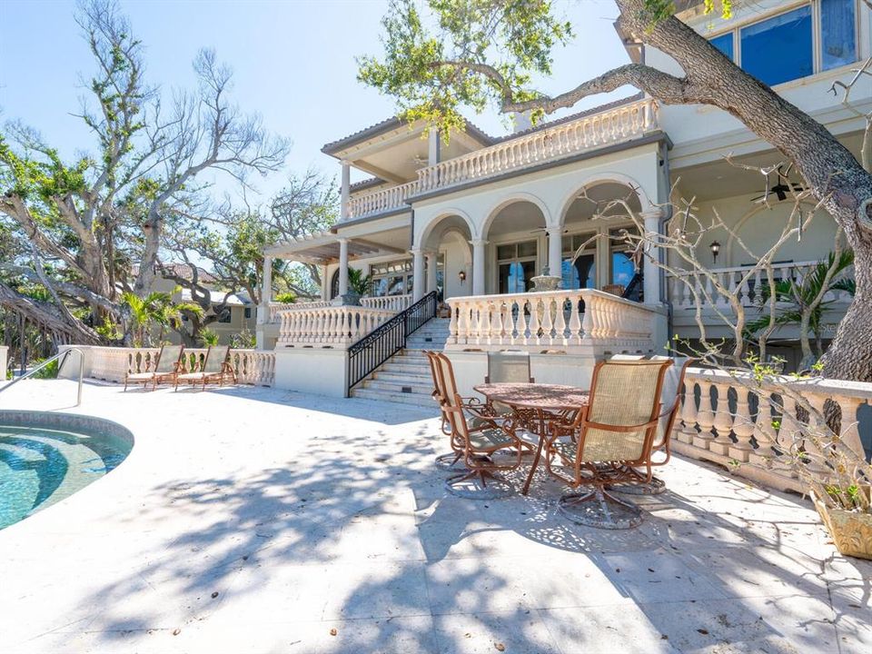 На продажу: $11,750,000 (5 спален, 6 ванн, 8050 Квадратных фут)