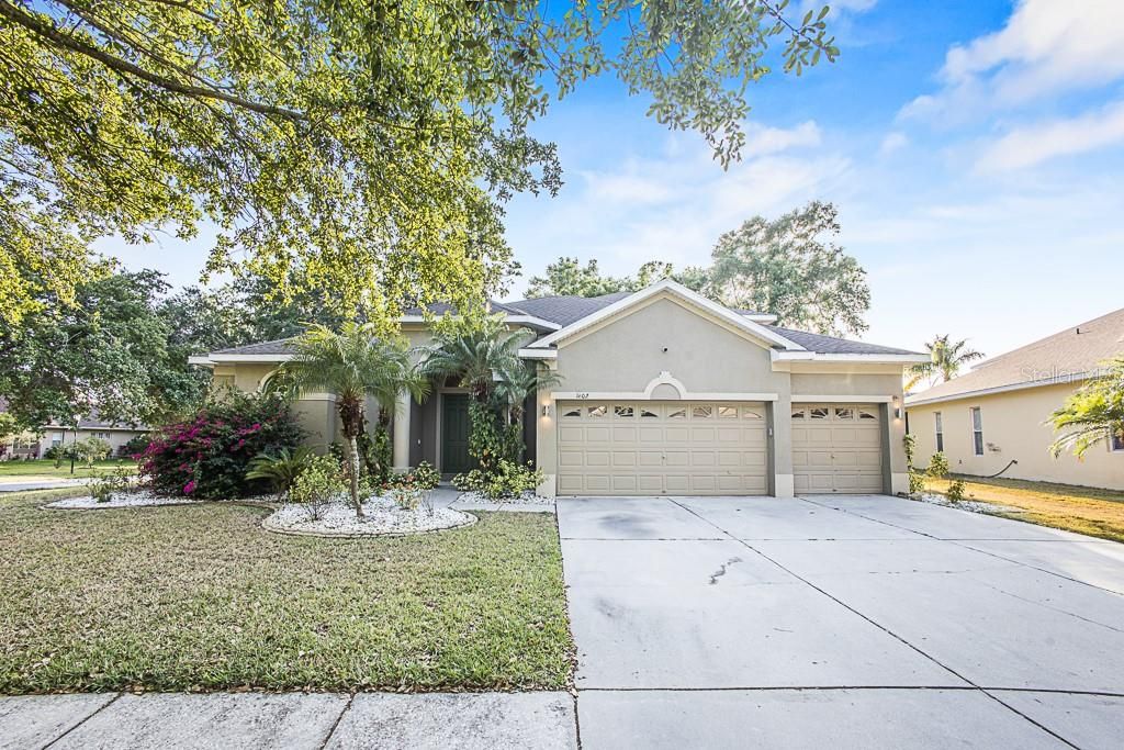 最近售出: $488,000 (5 贝兹, 3 浴室, 3844 平方英尺)