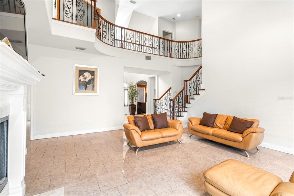 待售: $650,000 (4 贝兹, 4 浴室, 4654 平方英尺)