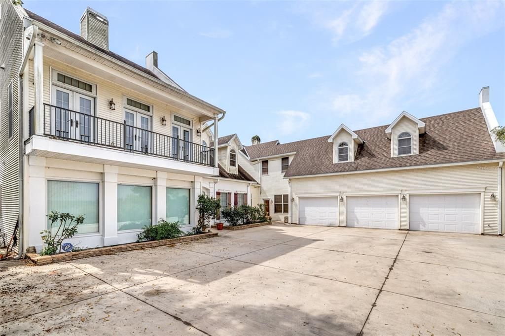 待售: $650,000 (4 贝兹, 4 浴室, 4654 平方英尺)