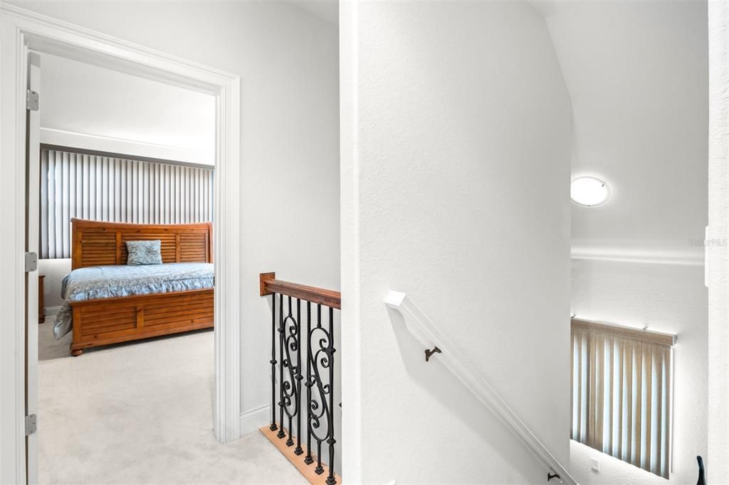 待售: $650,000 (4 贝兹, 4 浴室, 4654 平方英尺)