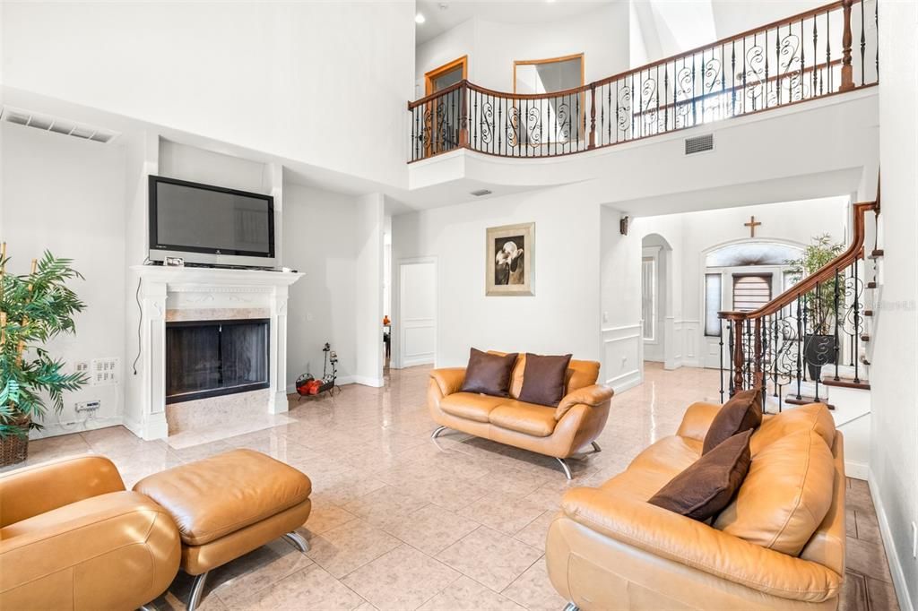 待售: $650,000 (4 贝兹, 4 浴室, 4654 平方英尺)