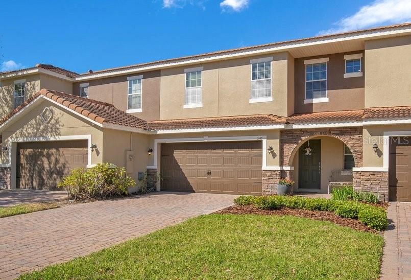 Recently Sold: $379,000 (3 beds, 2 baths, 1752 Square Feet)