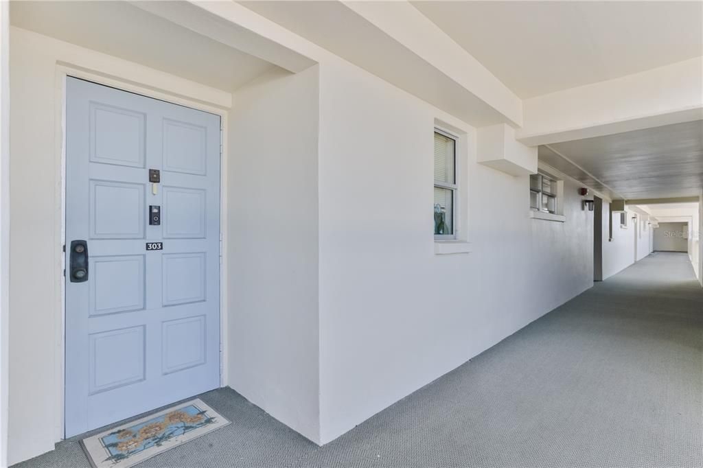 For Sale: $575,000 (3 beds, 3 baths, 2370 Square Feet)