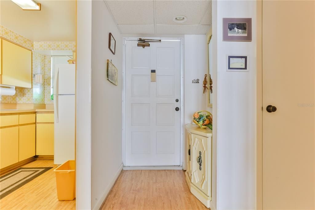 For Sale: $575,000 (3 beds, 3 baths, 2370 Square Feet)