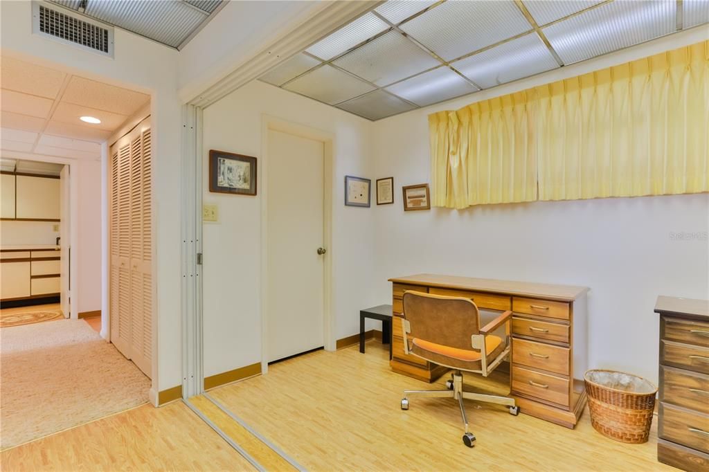 For Sale: $575,000 (3 beds, 3 baths, 2370 Square Feet)