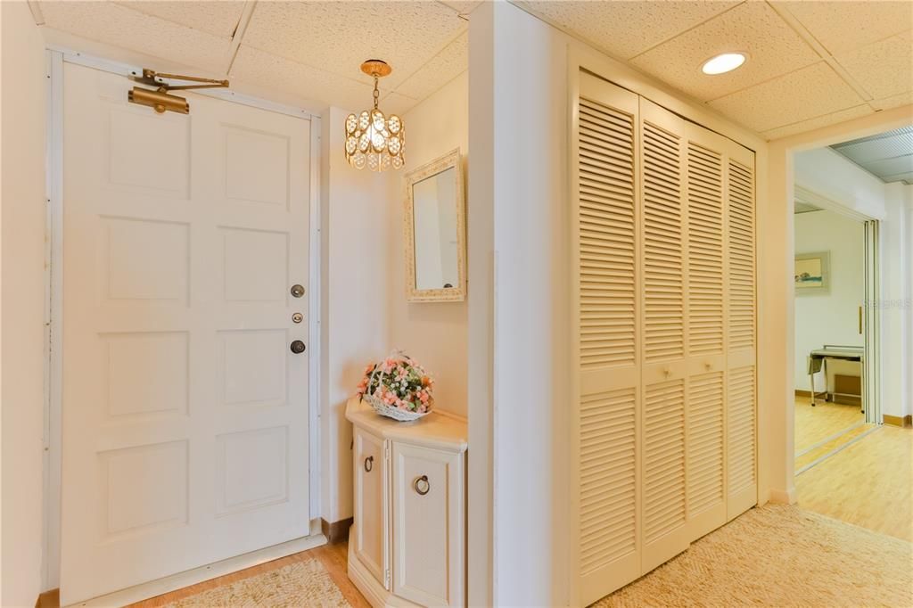 For Sale: $575,000 (3 beds, 3 baths, 2370 Square Feet)