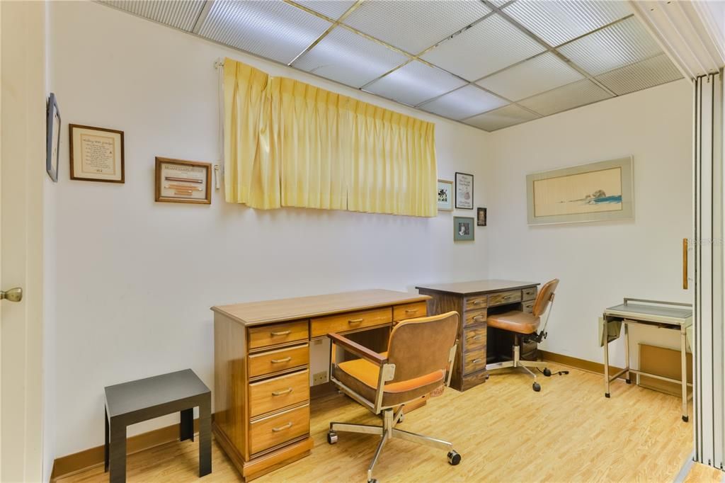 For Sale: $575,000 (3 beds, 3 baths, 2370 Square Feet)