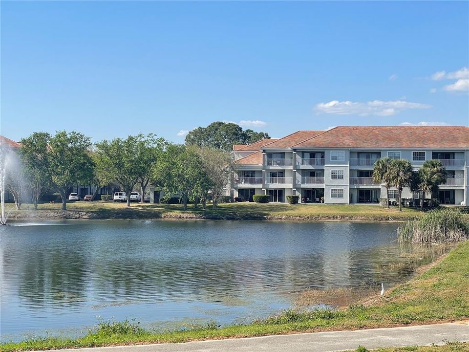 待售: $224,900 (2 贝兹, 2 浴室, 1160 平方英尺)