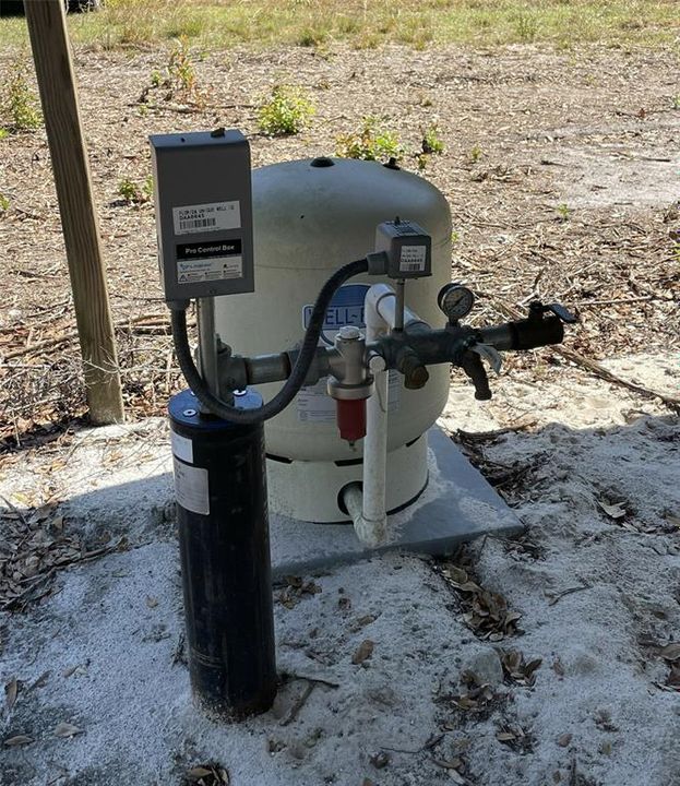 На продажу: $599,000 (46.25 acres)