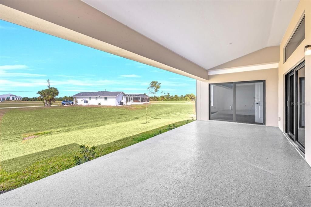 Под контрактом: $421,900 (4 спален, 3 ванн, 2351 Квадратных фут)